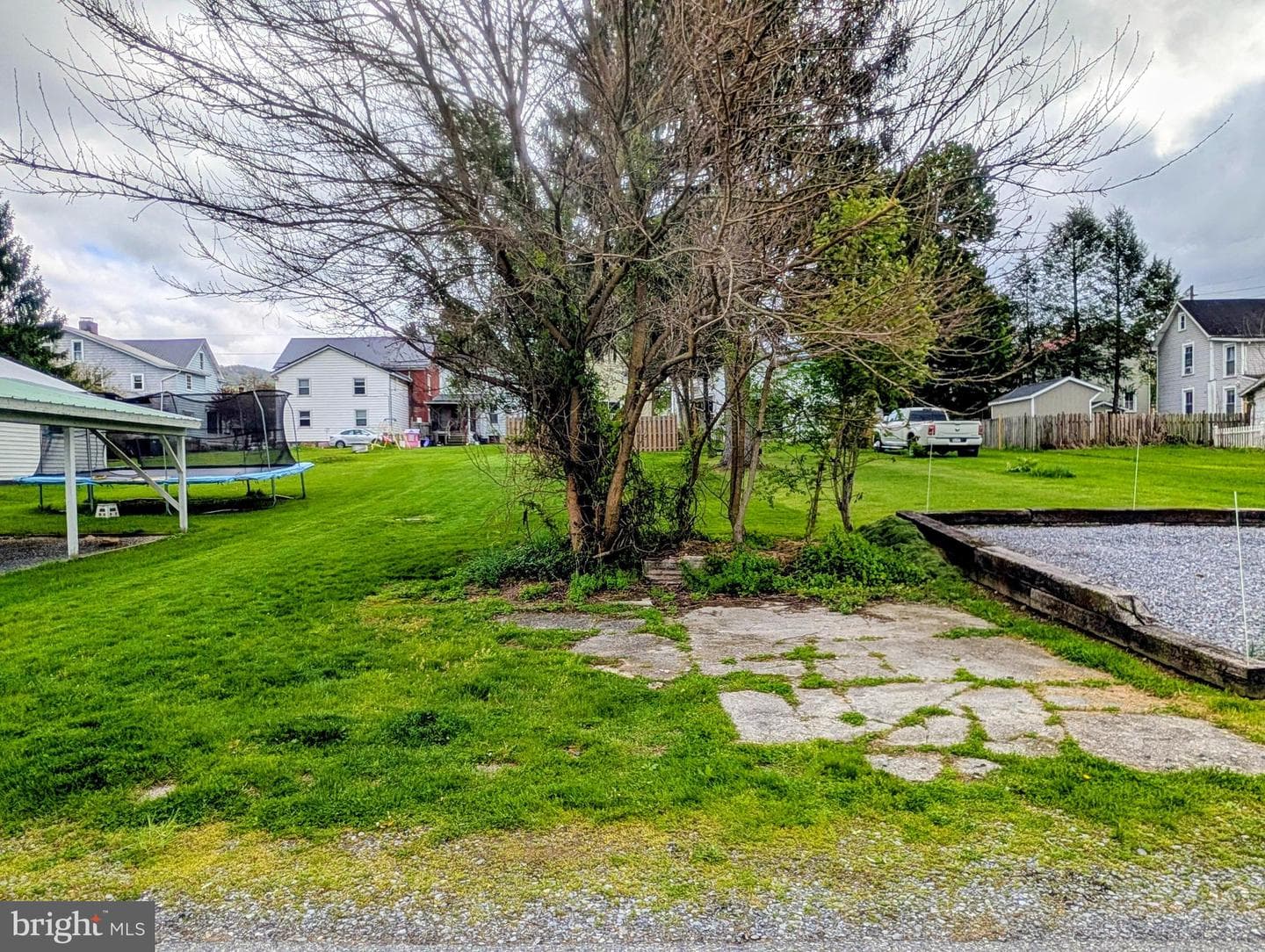 313 E Penn Street photo 54