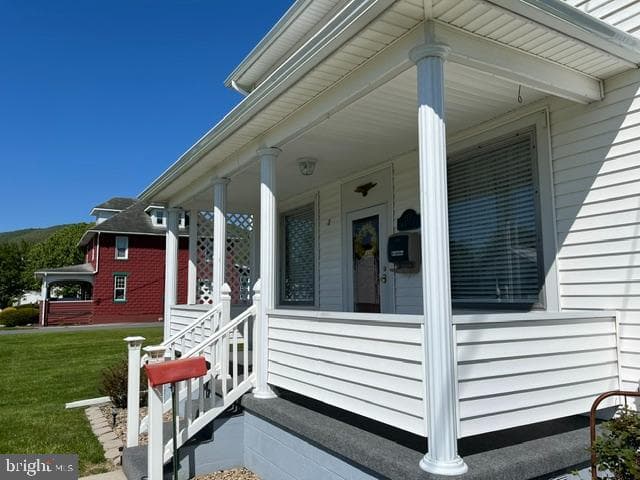 117 W South Street photo 7