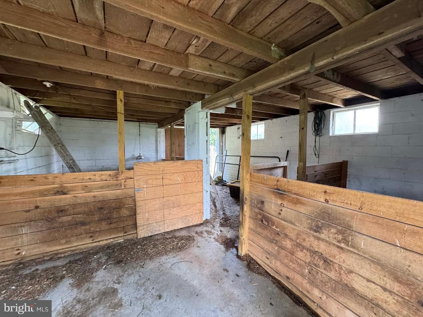 2165 Bedford Valley Road photo 32