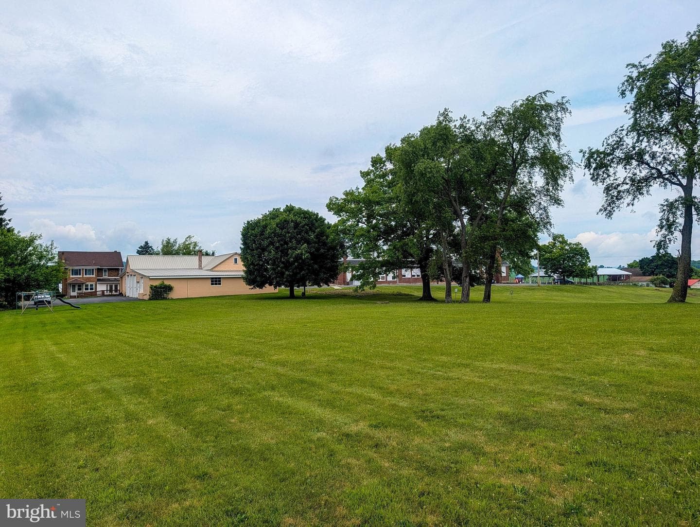 4080 Woodbury Pike photo 11