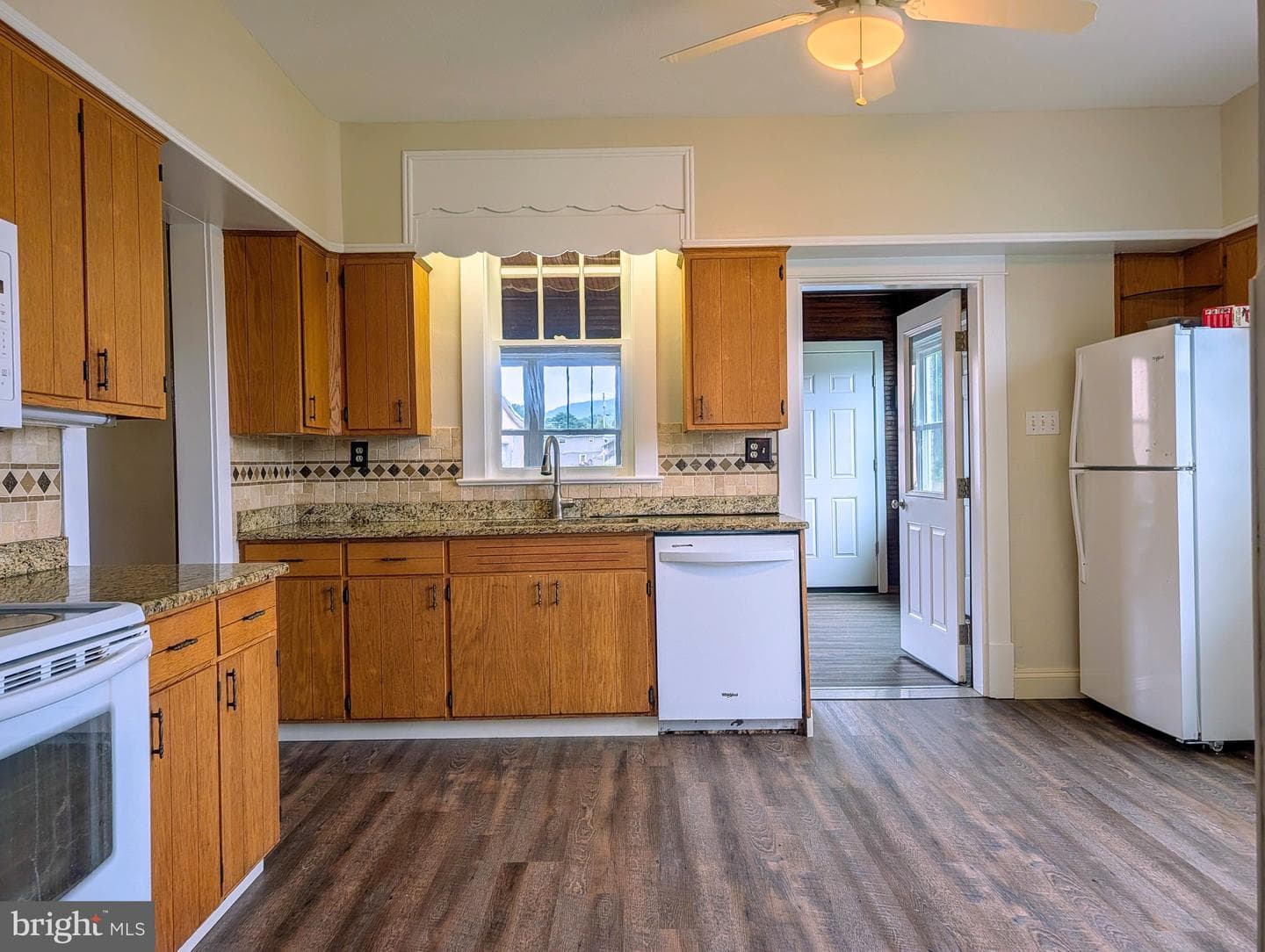 4080 Woodbury Pike photo 21