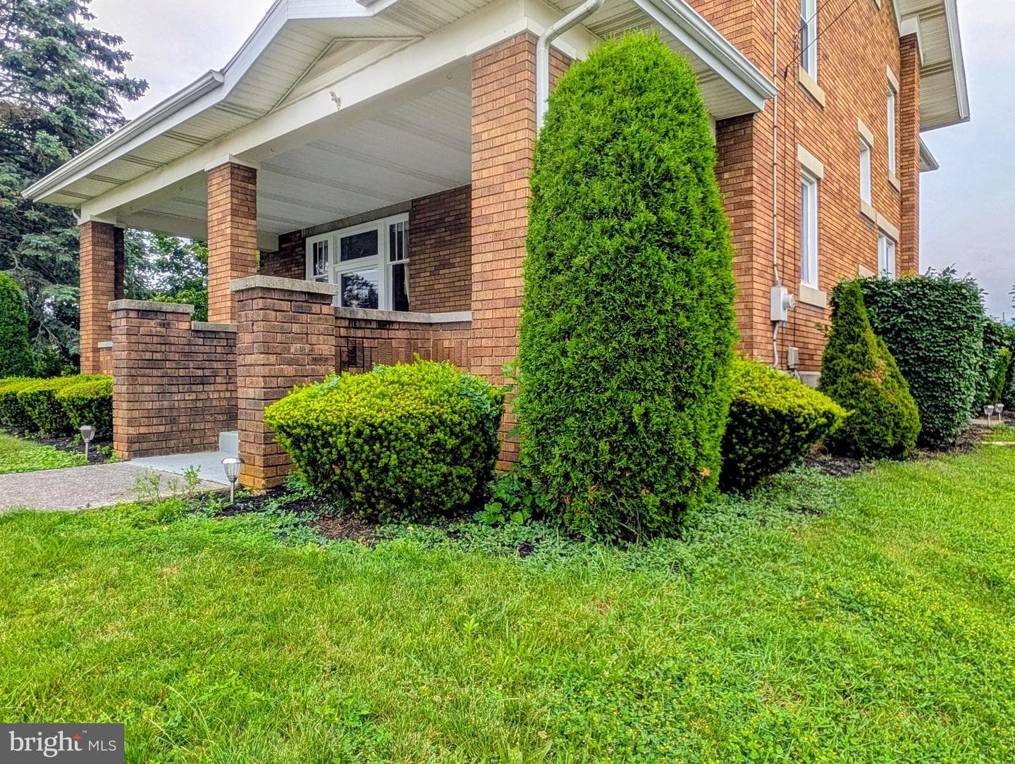 4080 Woodbury Pike photo 4