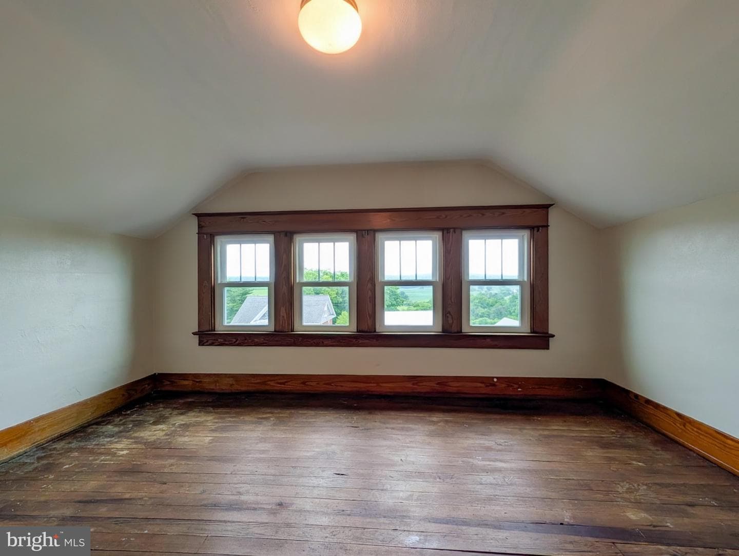 4080 Woodbury Pike photo 42