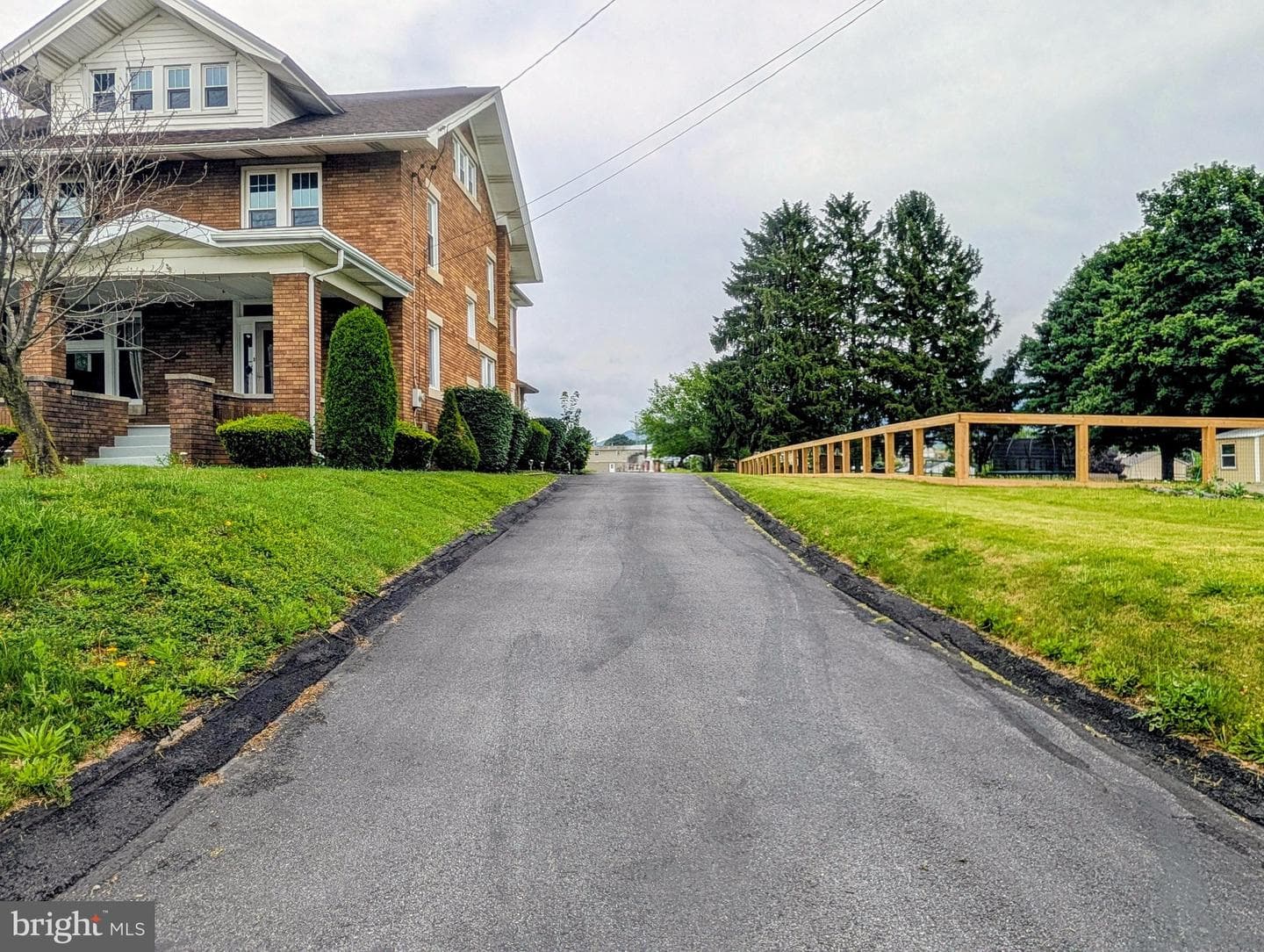 4080 Woodbury Pike photo 8