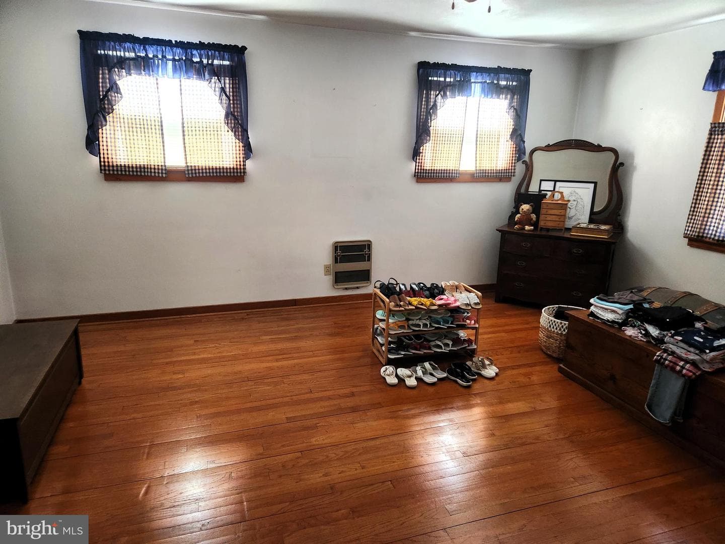 5822 Business 220 photo 13