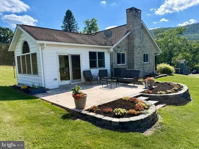 2348 Raystown Road photo 3