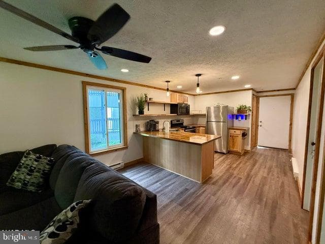 143 Valley Point Deer Run Lane E #1128 photo 3