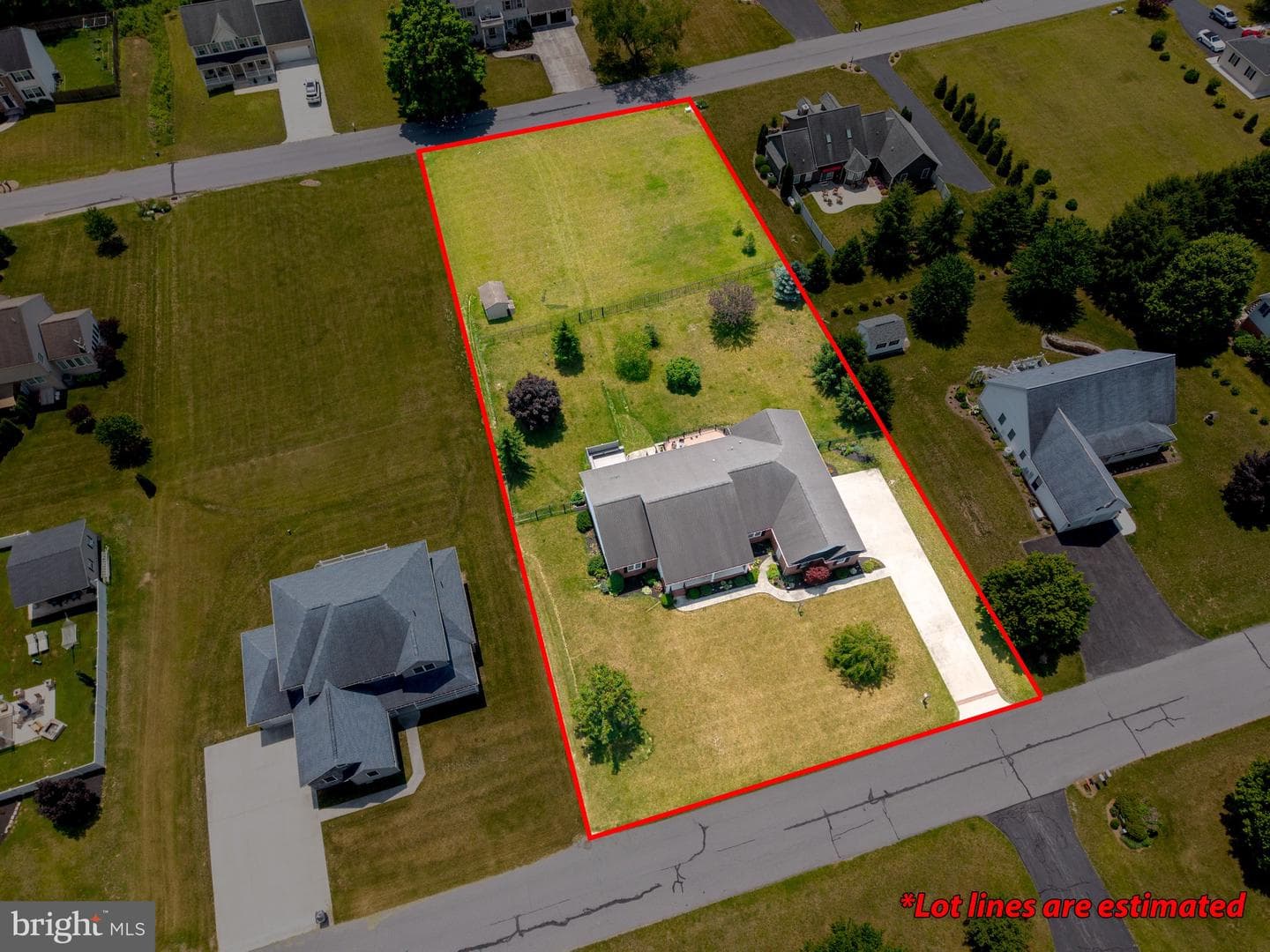 274 Hawthorne Drive photo 57
