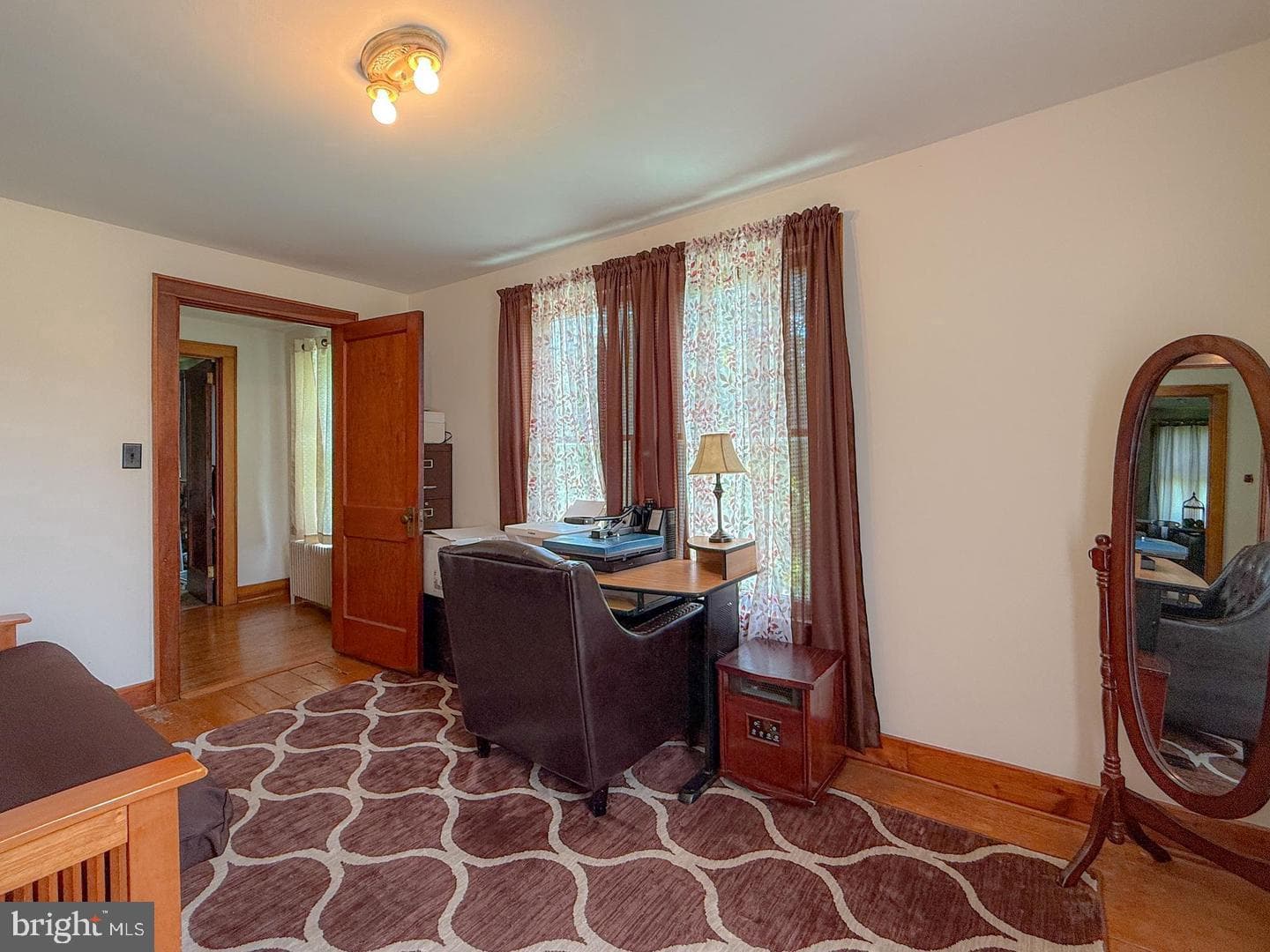 930 Osman Road photo 24