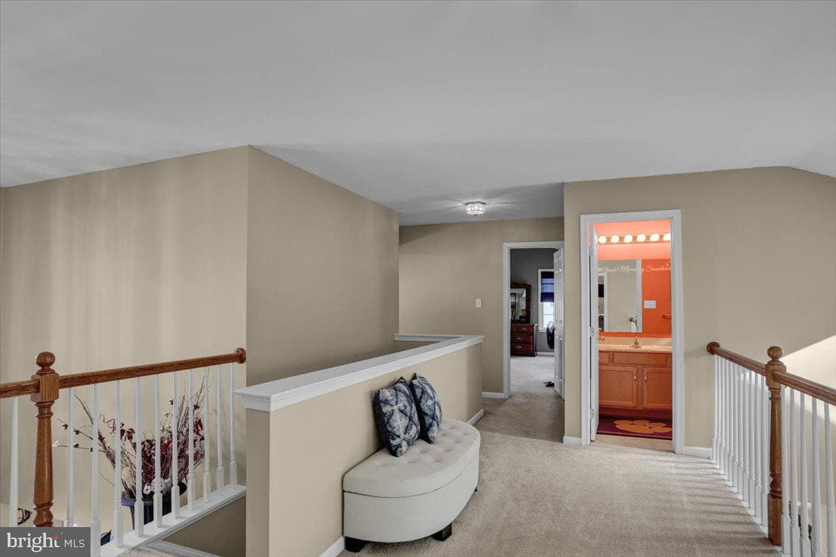 15 Pickwick Place photo 36