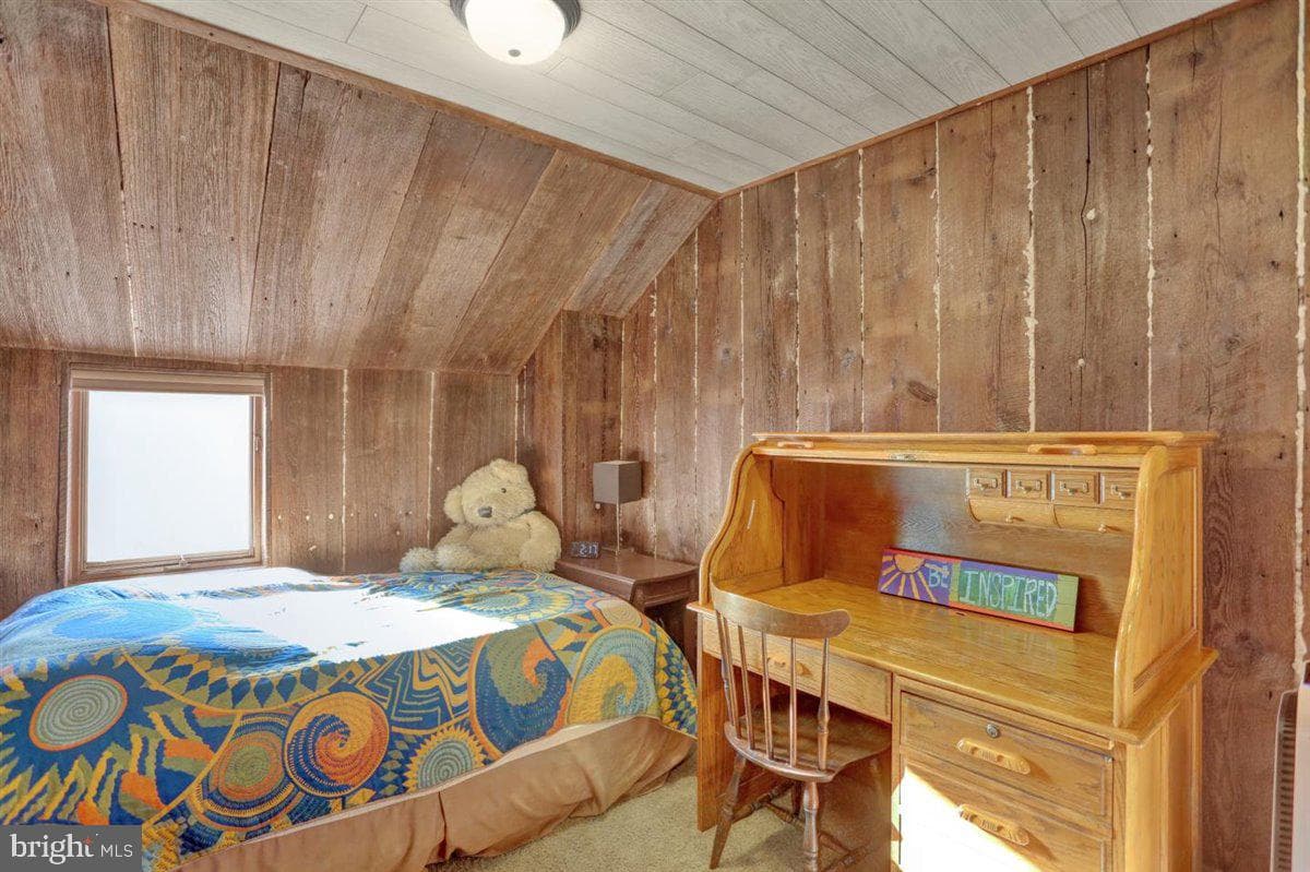 165 Nursery Road photo 32