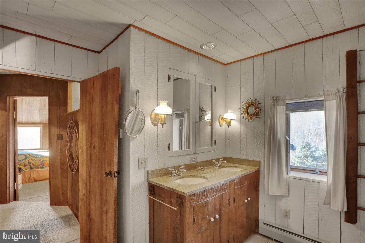 165 Nursery Road photo 35