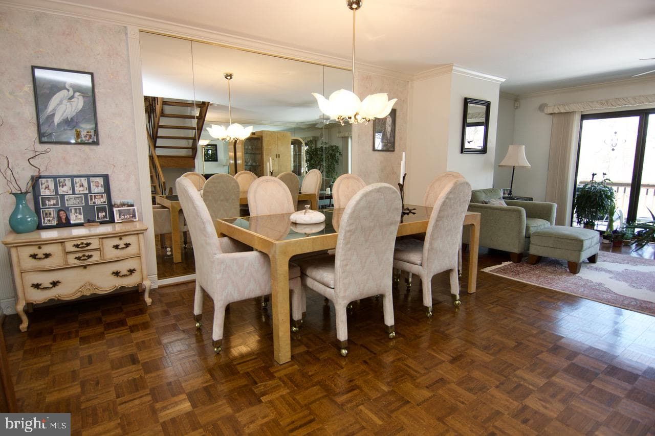 35 Pine Woods Court photo 6