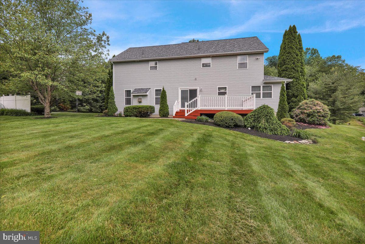 147 Fox Hill Drive photo 43