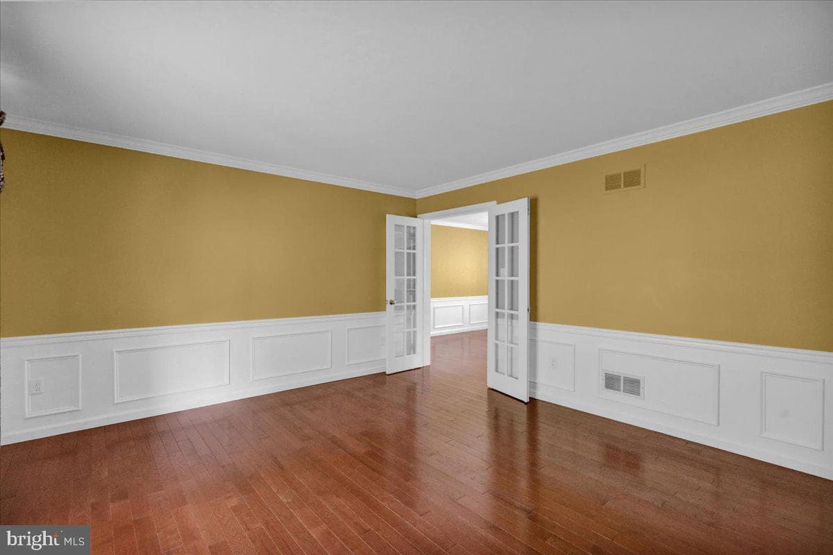 147 Fox Hill Drive photo 5