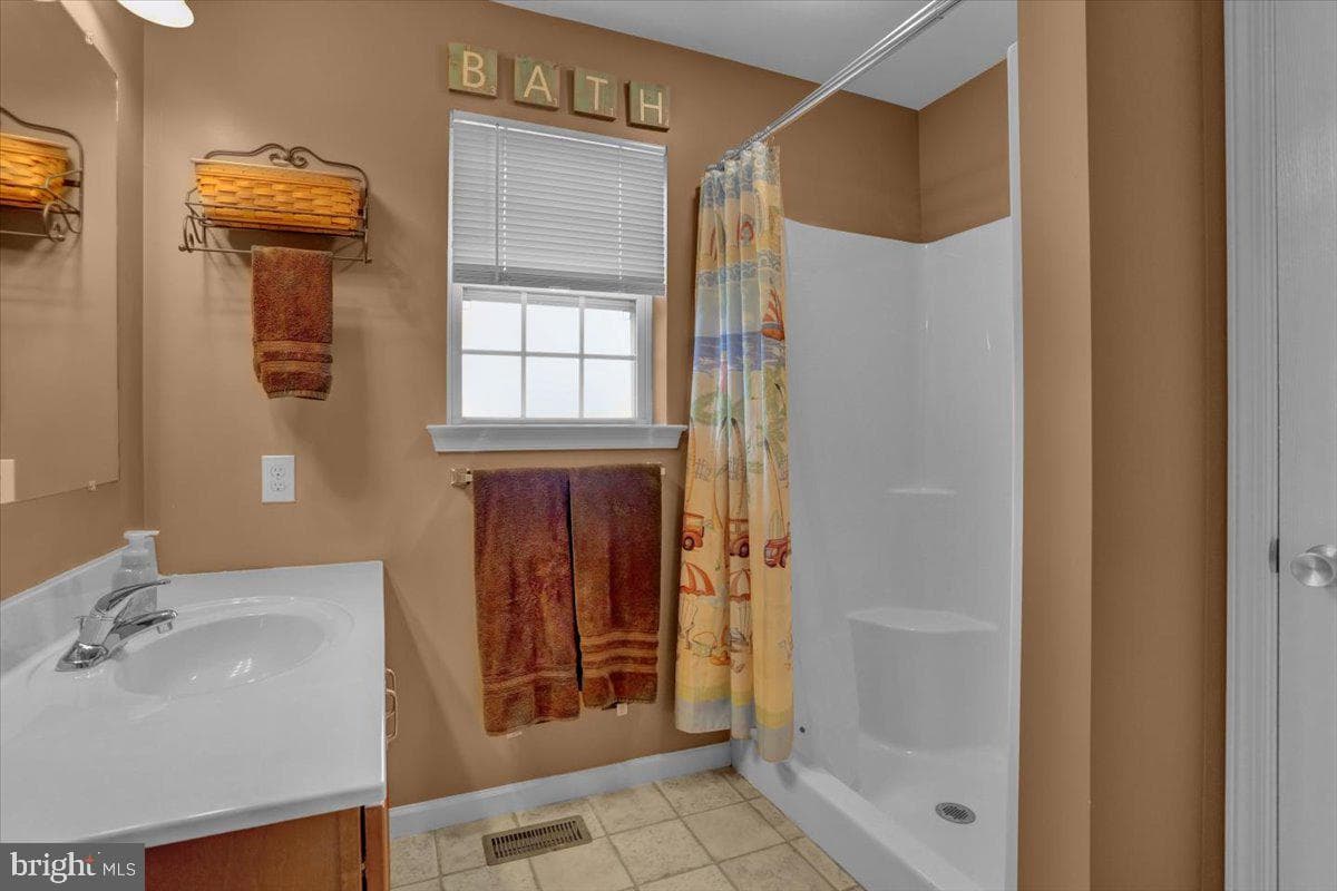 59 Sunglo Drive photo 34