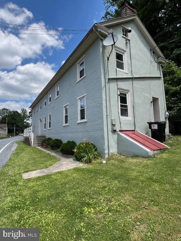 2233 Farmington Avenue photo 5