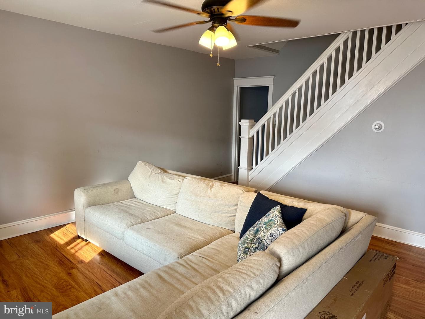 136 W Poplar Street photo 3