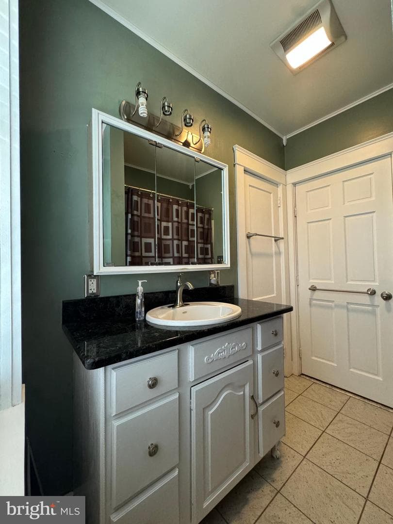 1318 Hampden Boulevard photo 22