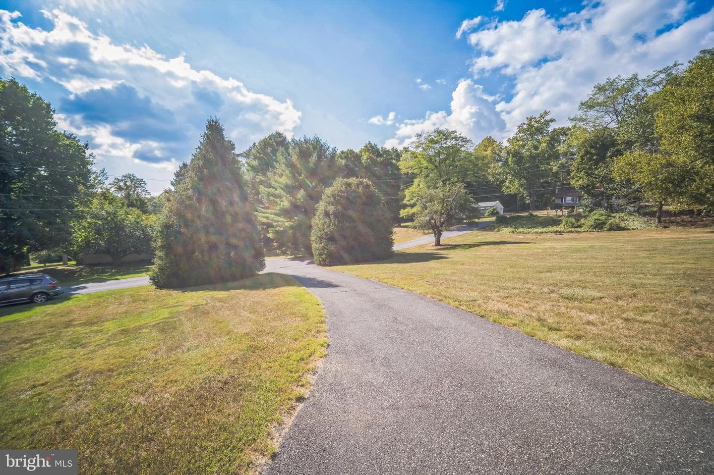 215 Skyline Drive photo 29