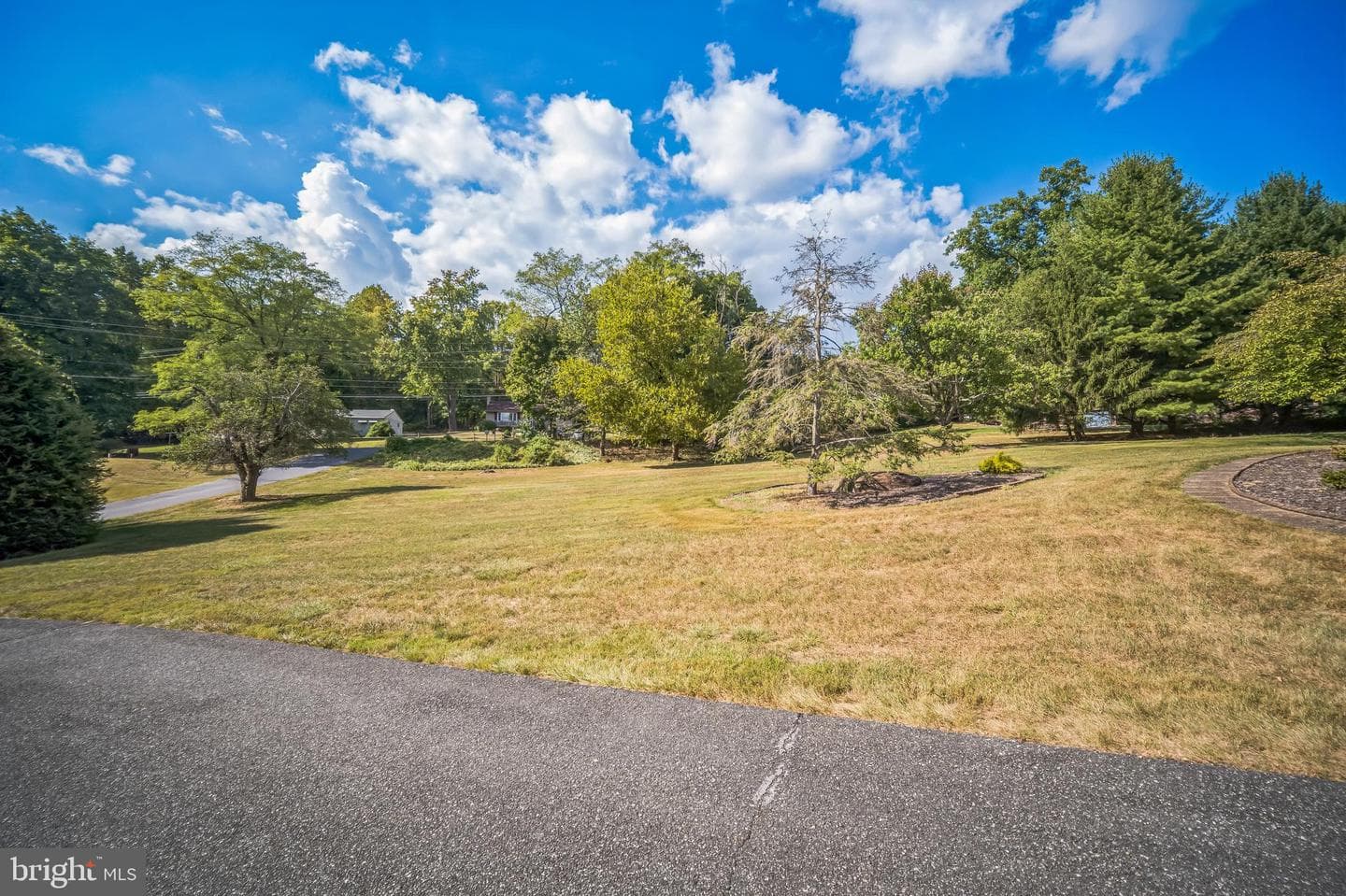 215 Skyline Drive photo 30