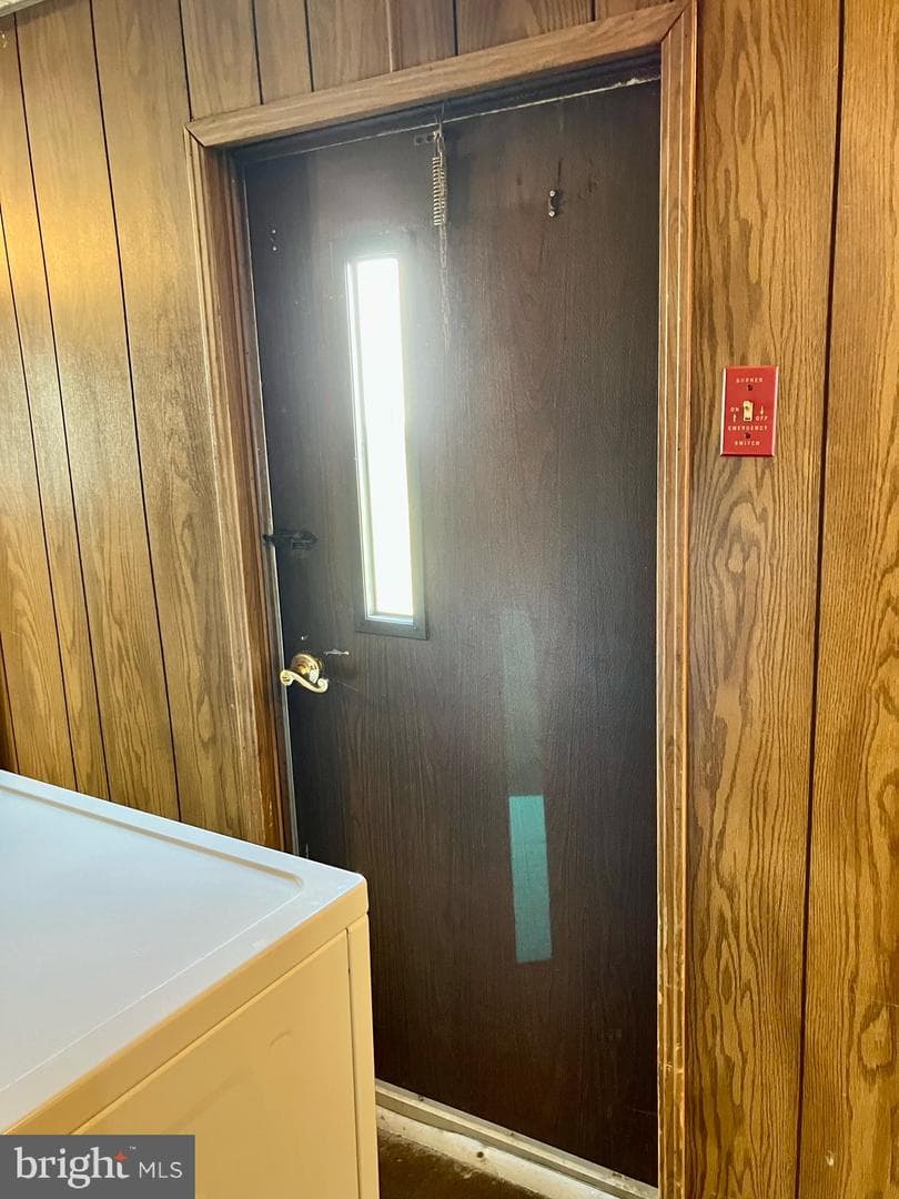 119 Dennis Avenue photo 26