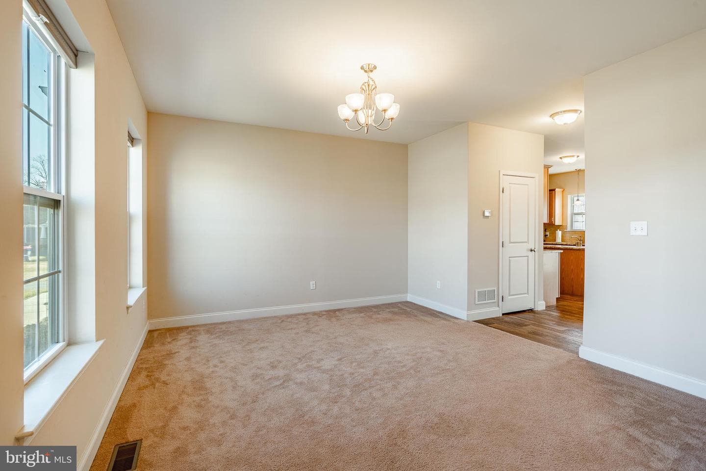 100 Pleasant View Drive photo 5