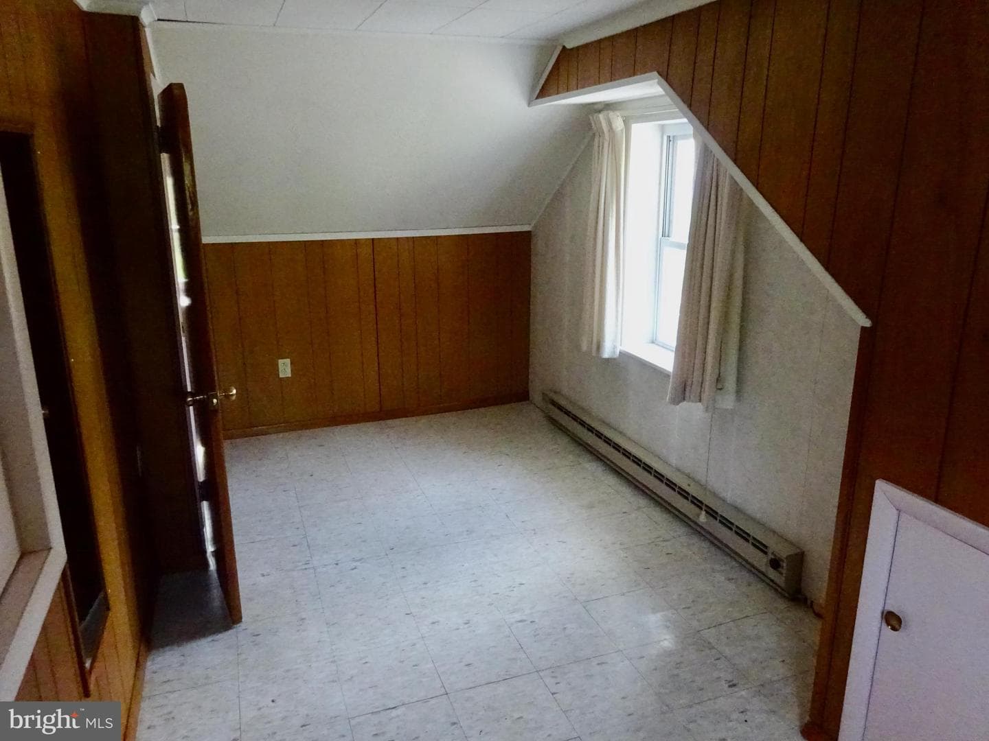 371 Wegman Road photo 29
