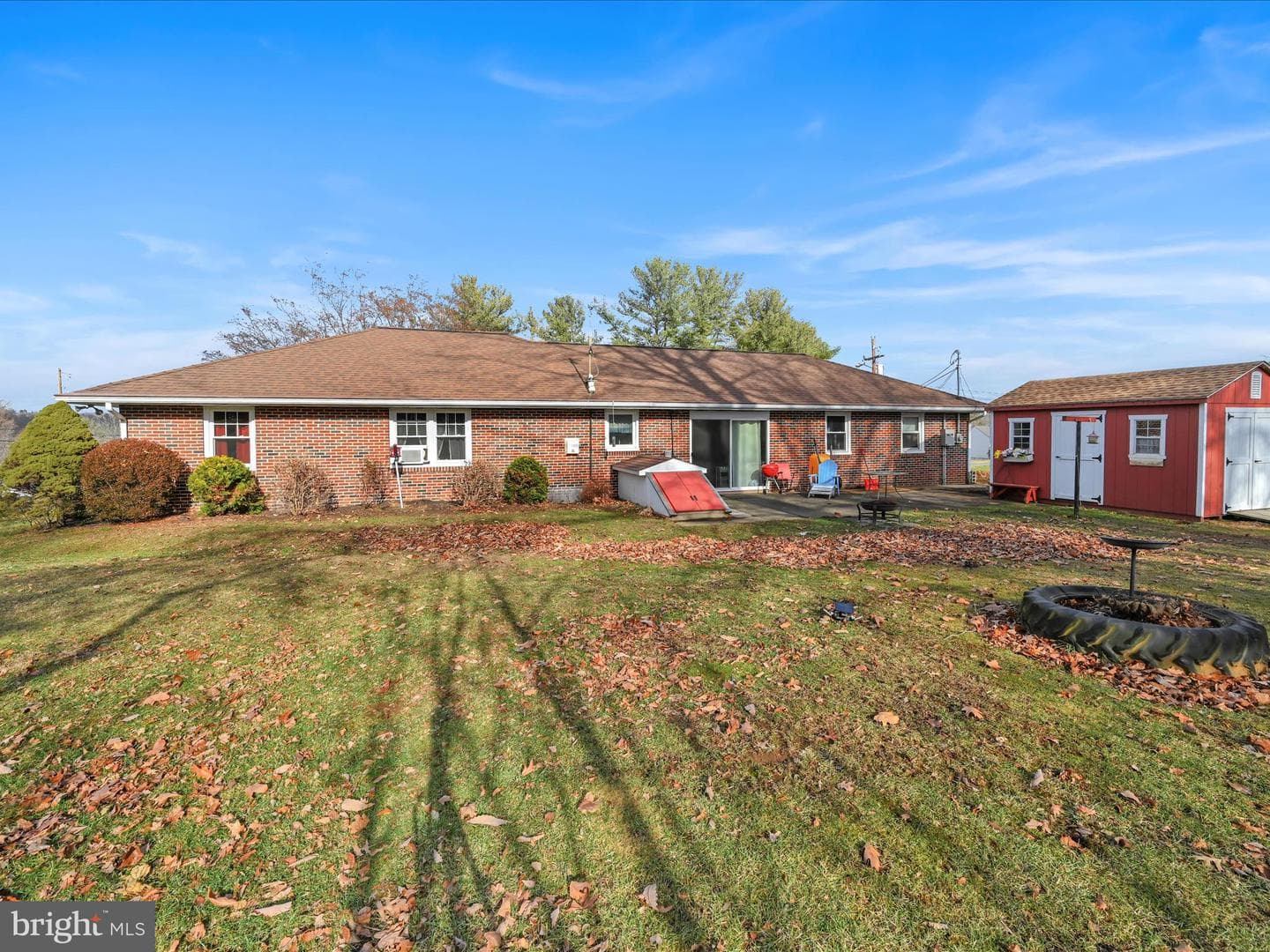 2 Arrowhead Avenue photo 35