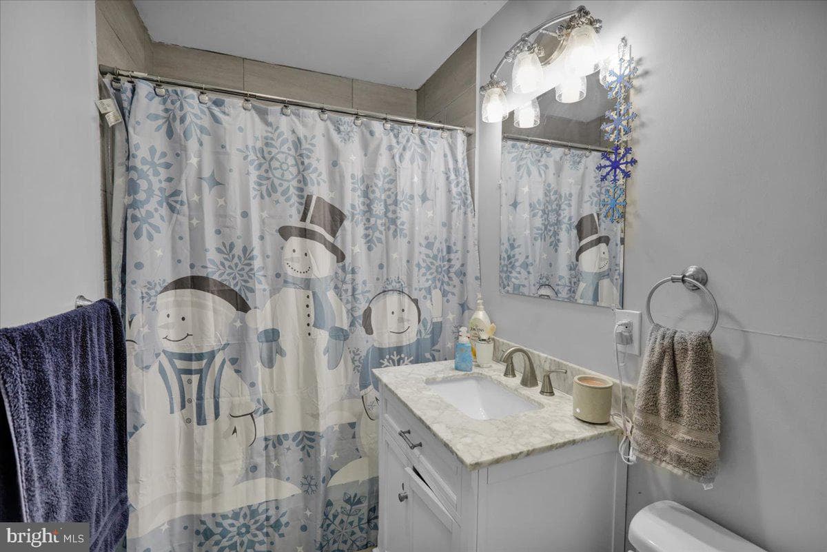 29 Girard Avenue photo 10