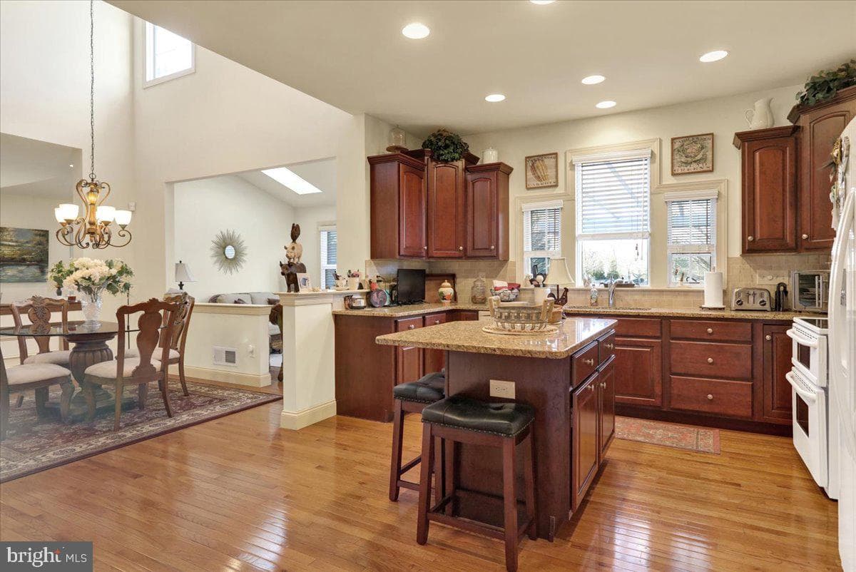 3304 Harwood Lane photo 15