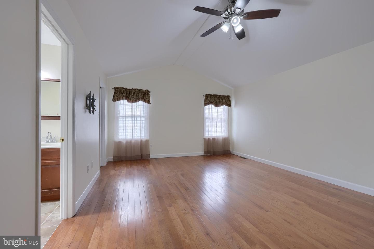 5 Colorado Avenue photo 27
