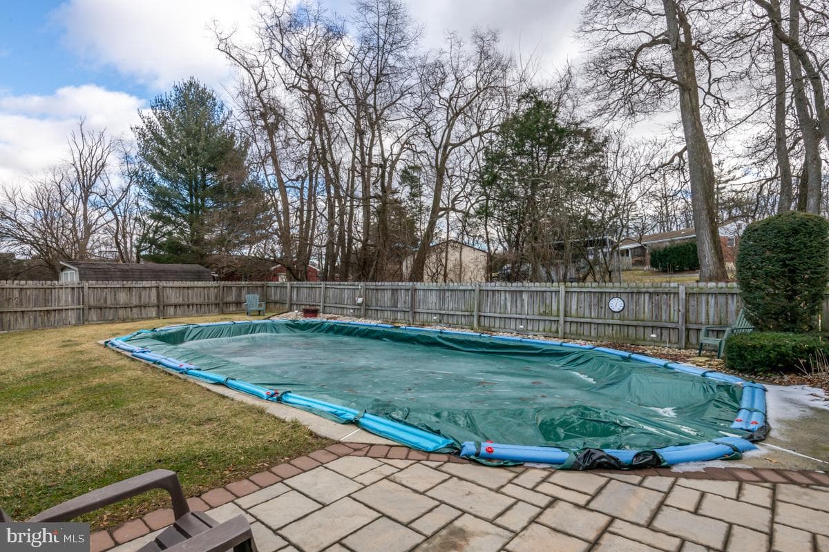 17 Villa Circle photo 24