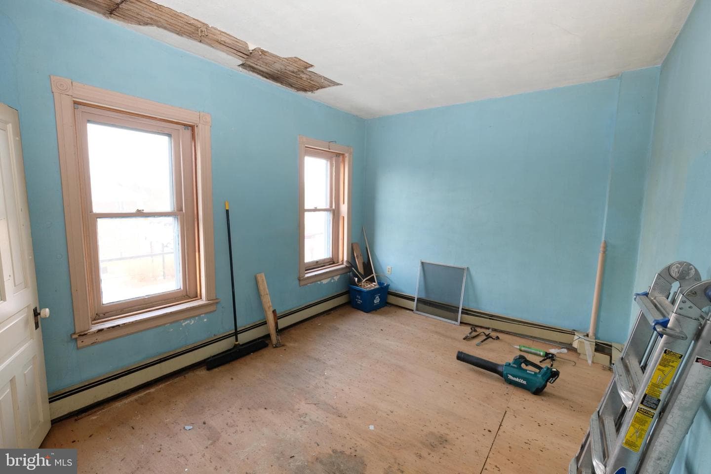 146 Normal Avenue photo 10