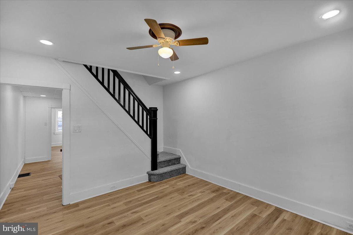1142 Birch Street photo 6