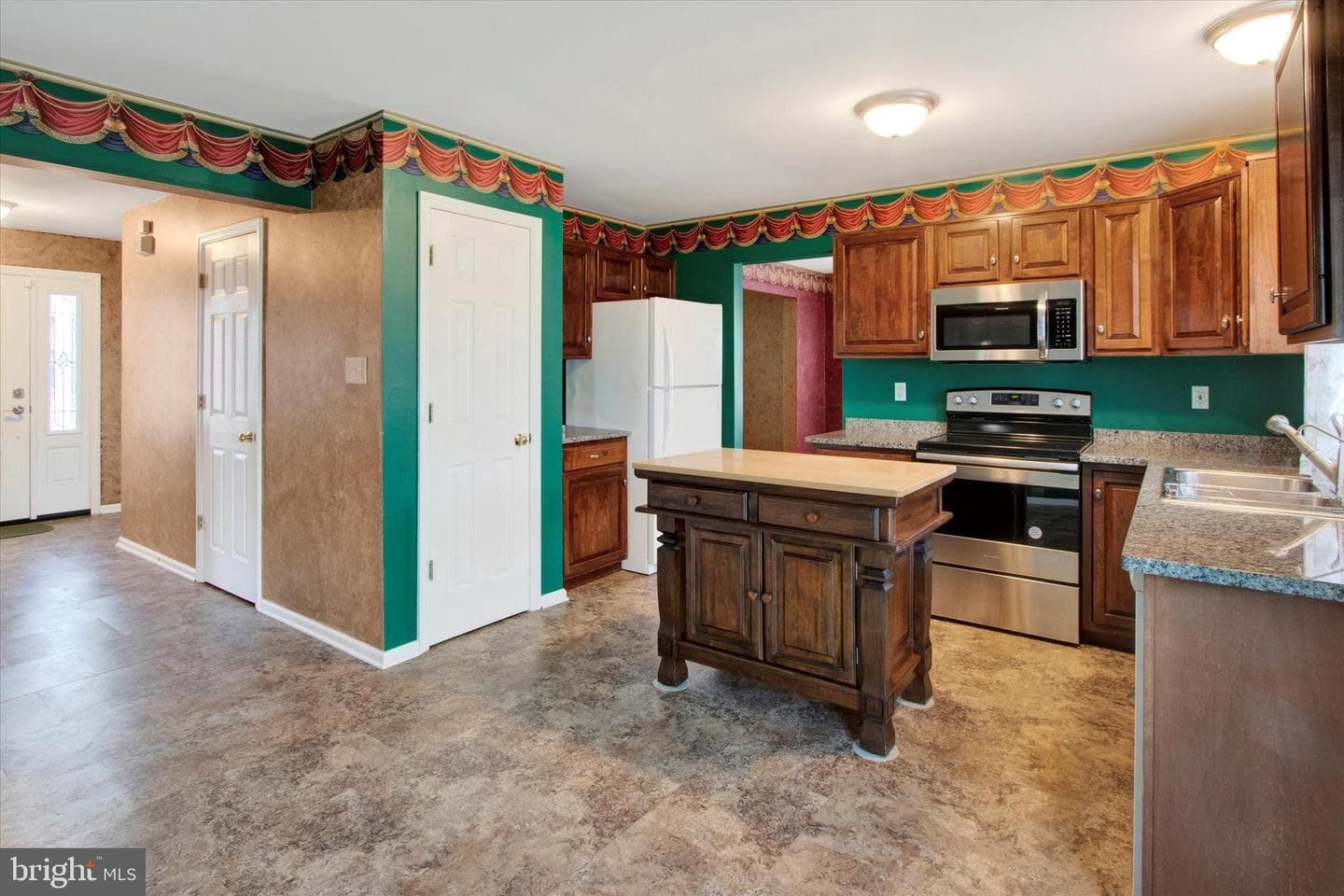 75 Cornerstone Drive photo 7