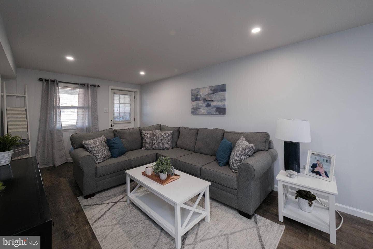 2640 Grandview Boulevard photo 32
