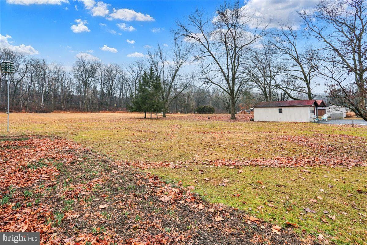 583 Mohrsville Road photo 35