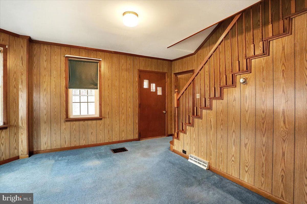 583 Mohrsville Road photo 5