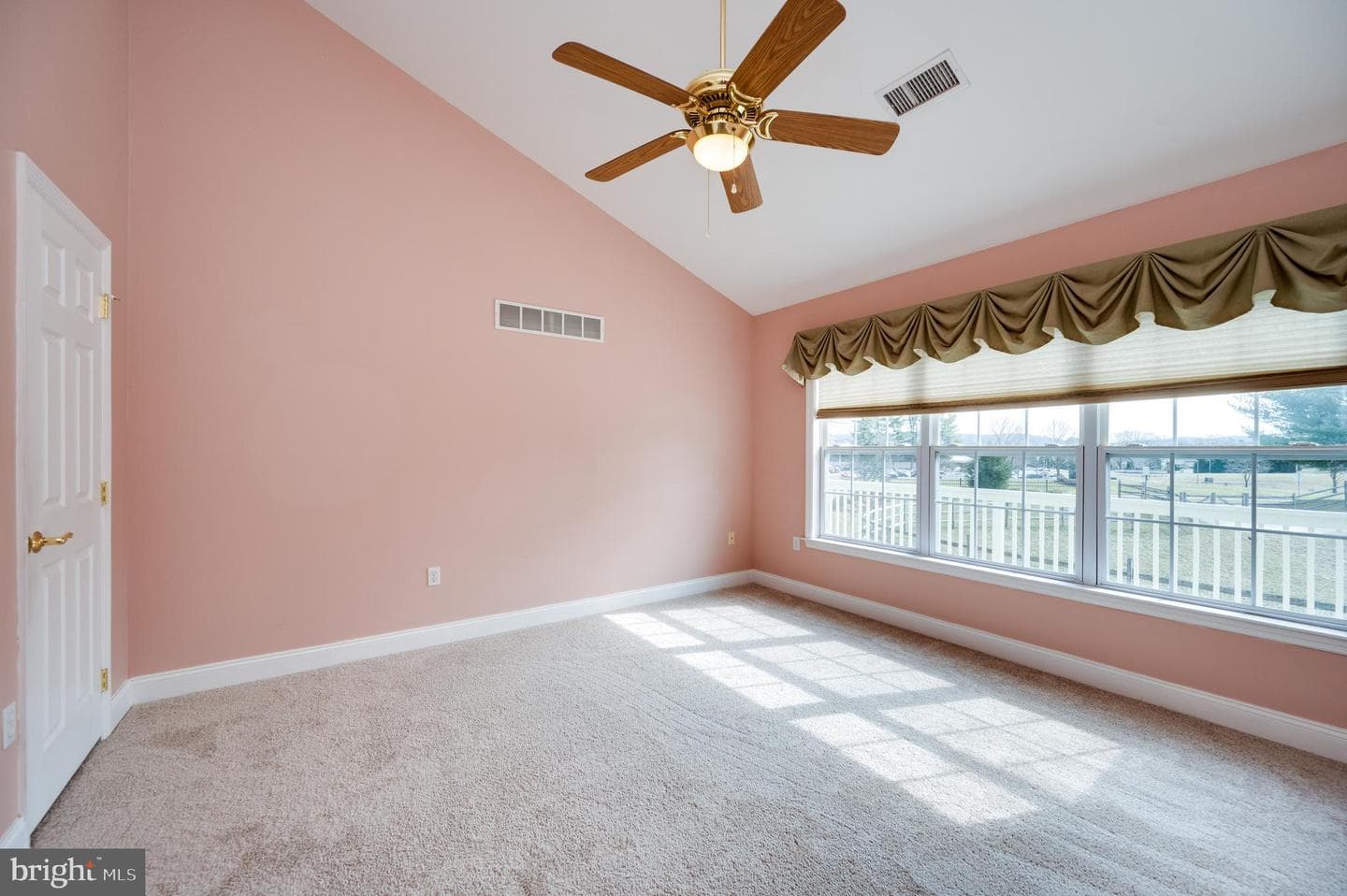 501 Oak Hill Lane photo 34