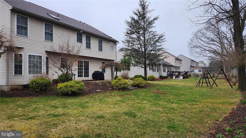 432 Riviera Drive photo 4