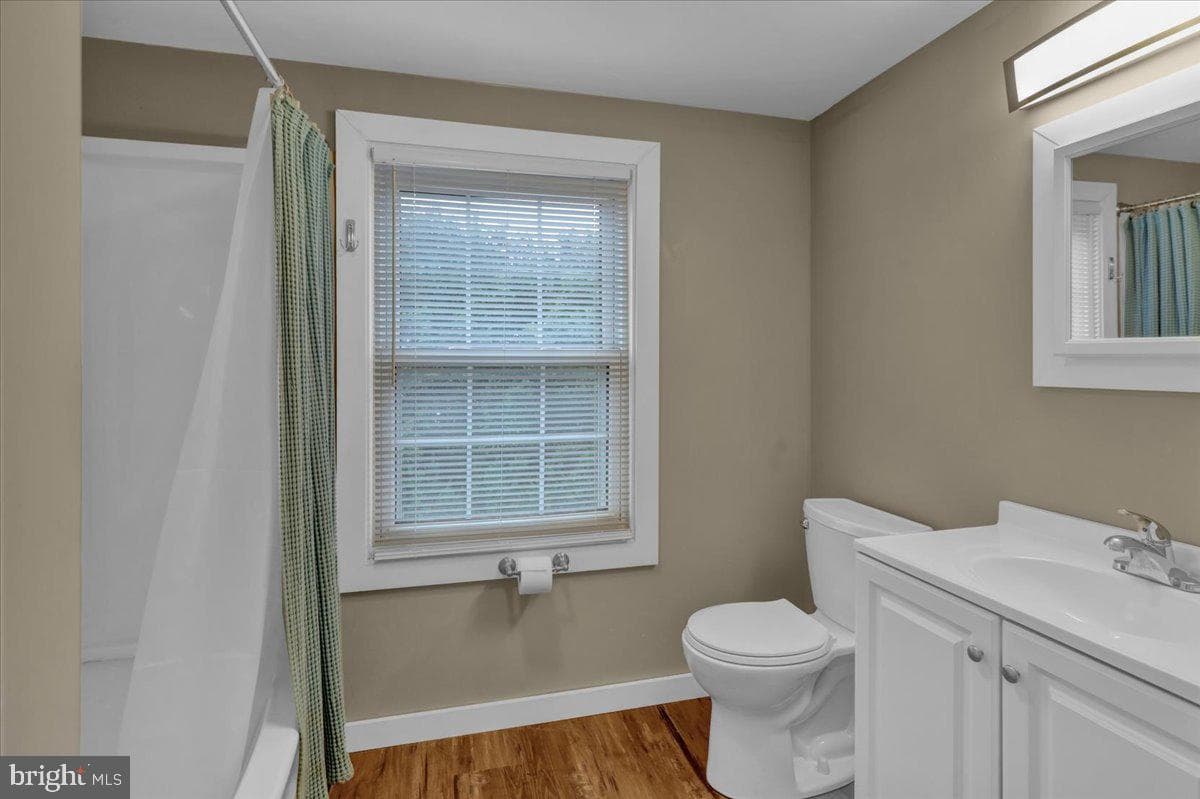 1403 College Avenue photo 27