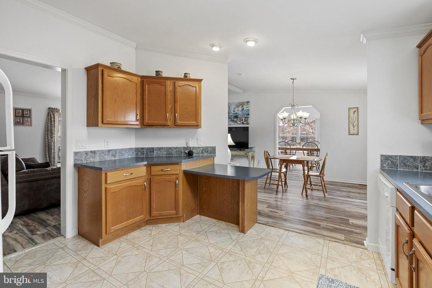 86 Westin Road photo 19