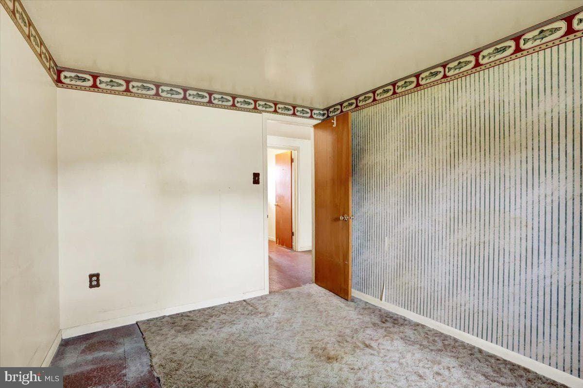 410 Laurelwood Drive photo 30