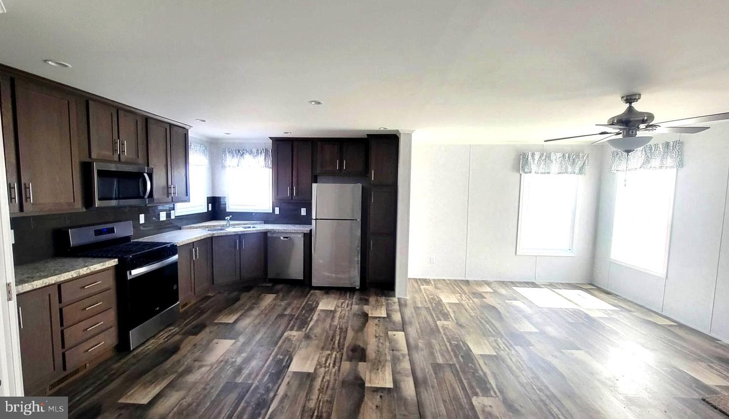 3 Joseph Avenue photo 5