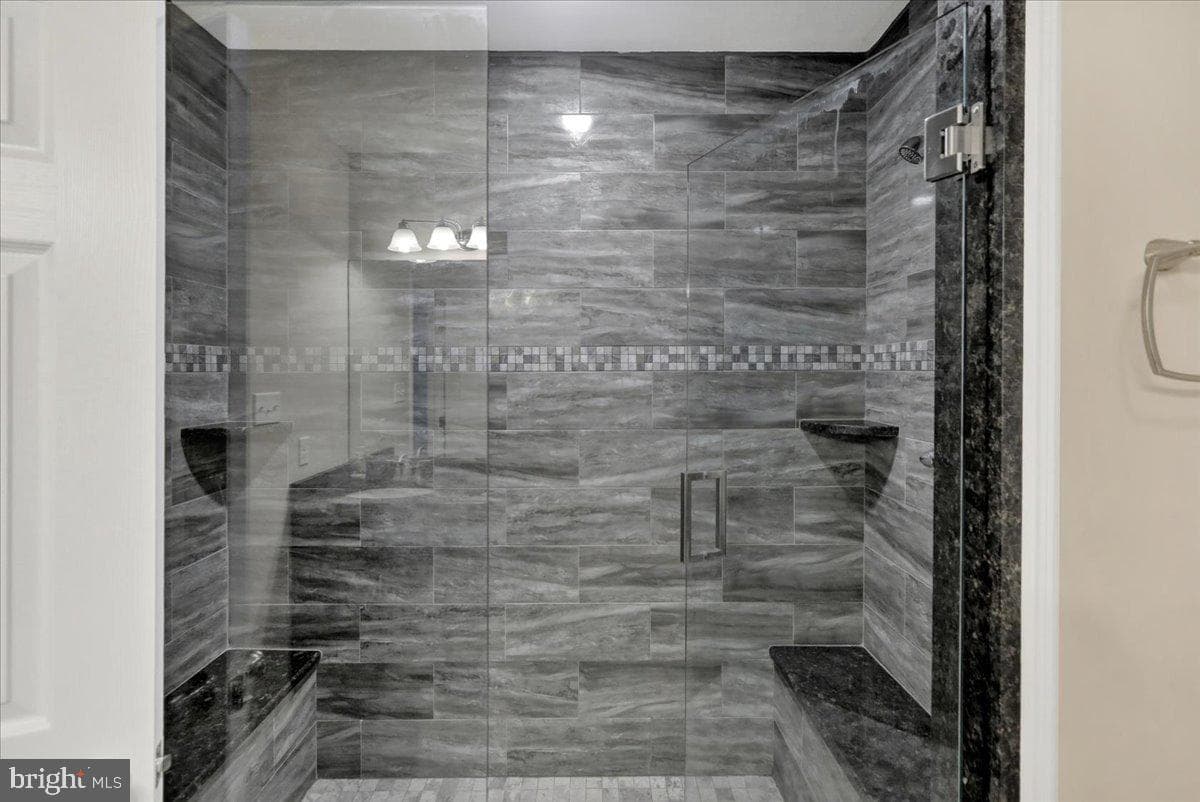 316 Emerald Lane photo 28