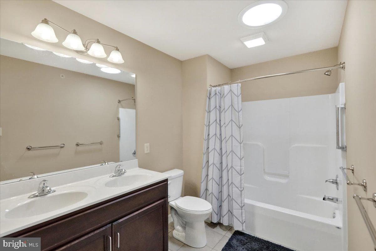 316 Emerald Lane photo 31