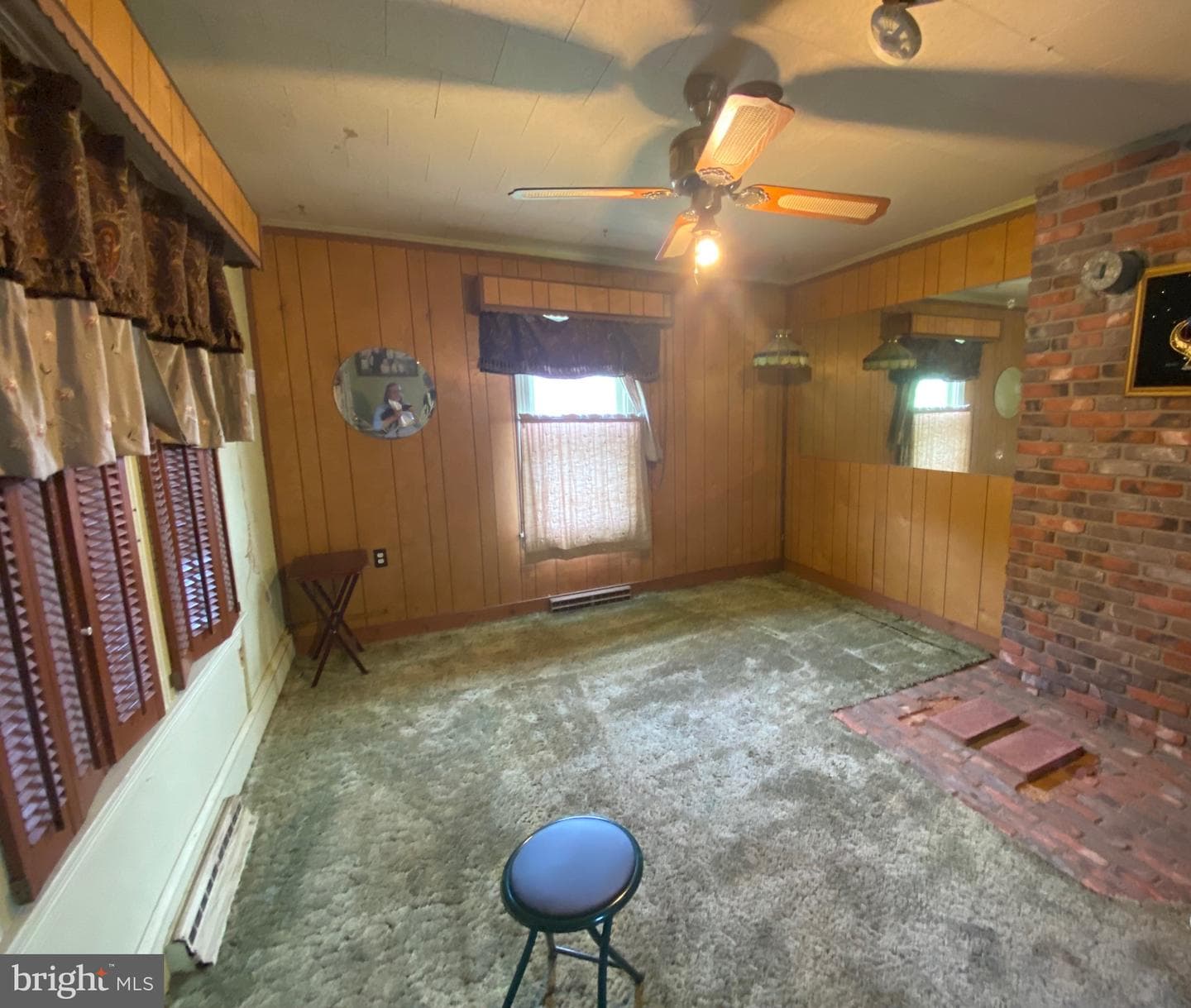 111 W 33rd Street photo 2
