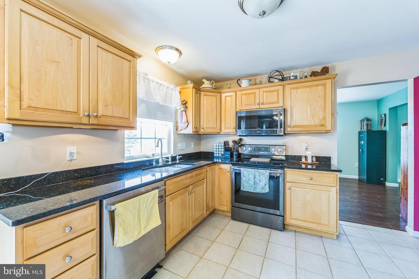 389 Mountain Bl photo 11