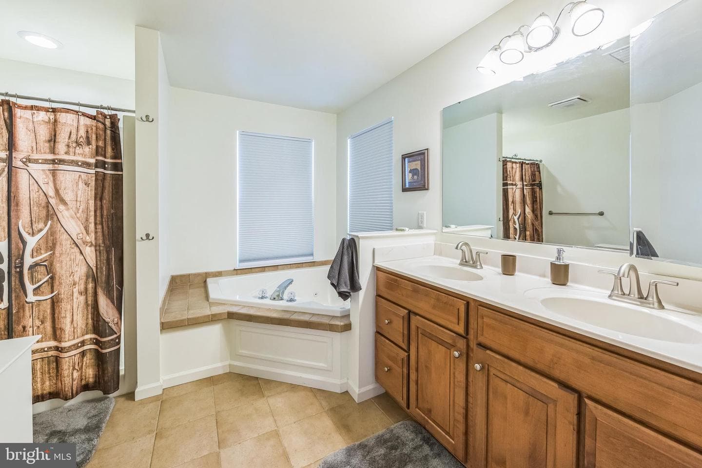 389 Mountain Bl photo 20